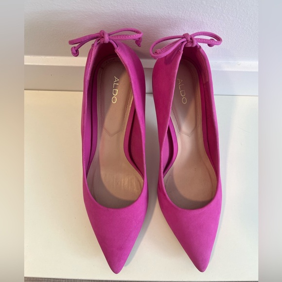 Aldo Hot pink heels with bow - Picture 2 of 6